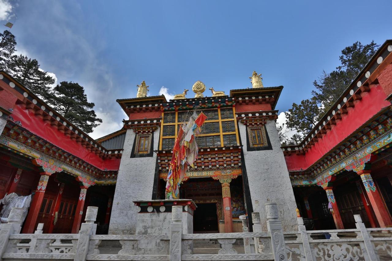Отель Banyan Tree Ringha Шангри-Ла Экстерьер фото