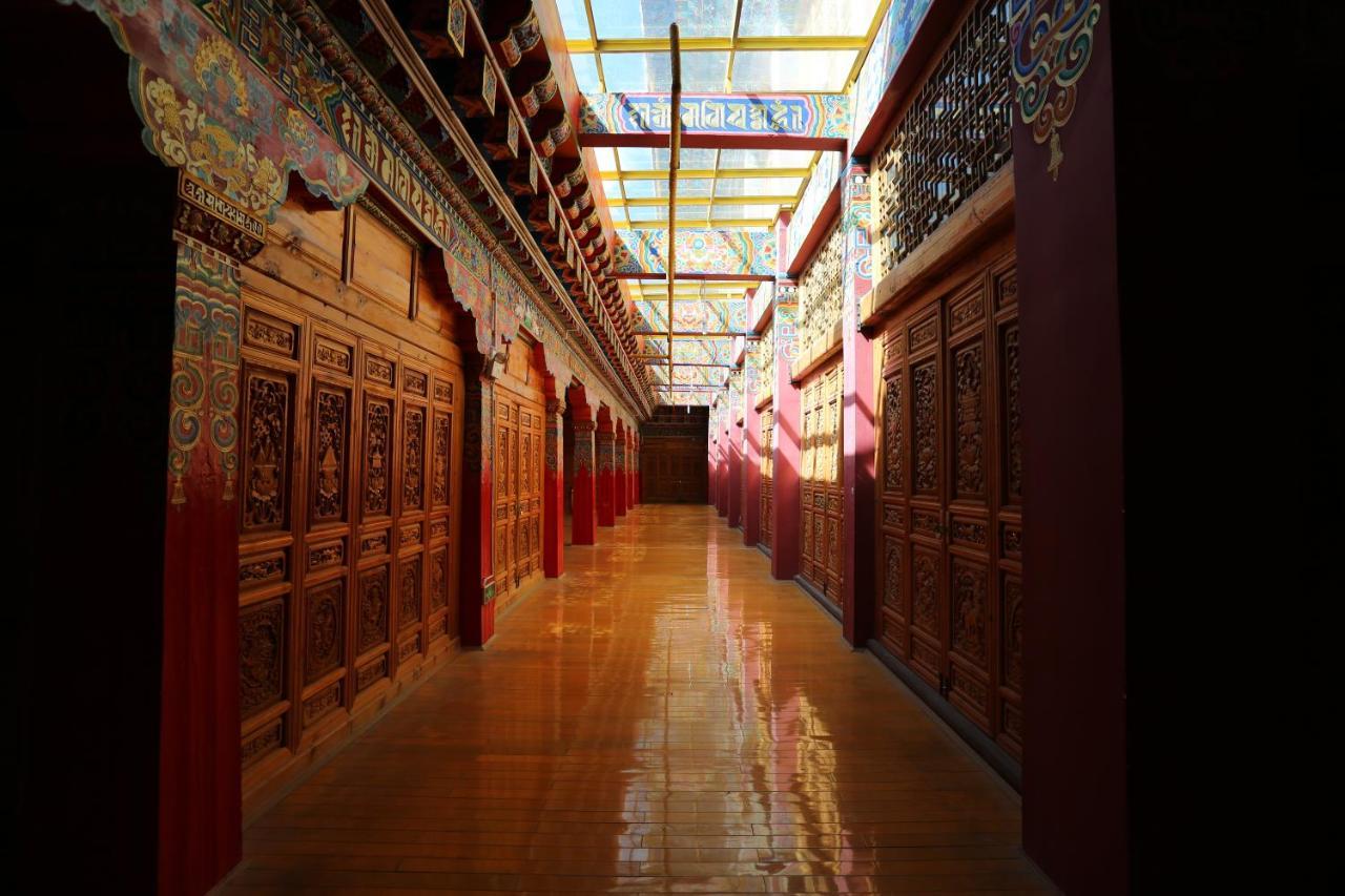 Отель Banyan Tree Ringha Шангри-Ла Экстерьер фото